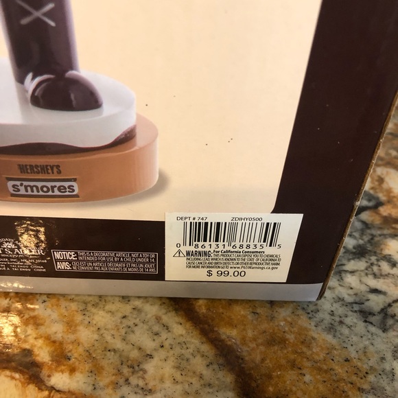 Kurt Adler Hershey’s S’mores Nutcracker NWT in Box 14 inches - Picture 4 of 12